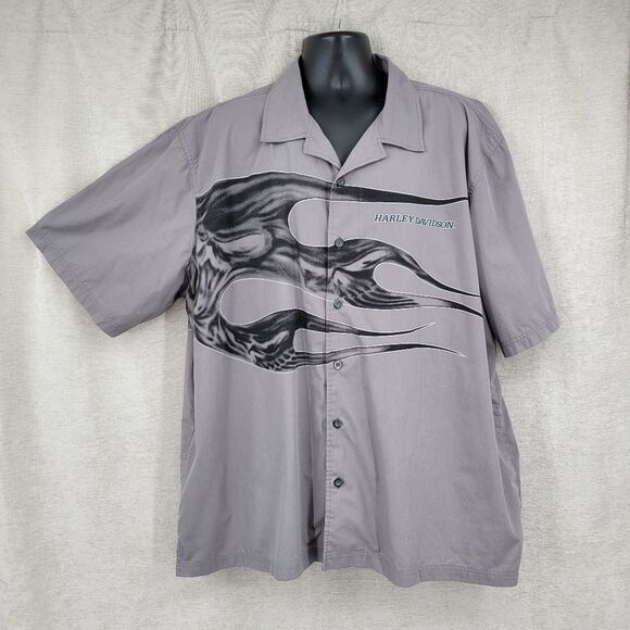 Harley-Davidson Gray Button Up Camp Collar Short Sleeve Men's Shirt Skull Flames - Picture 2 of 9